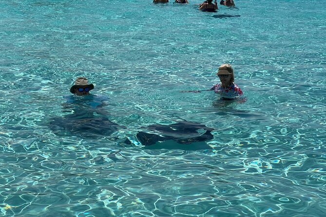 Half Day Private Boat Charter in Grand Cayman - Personalized Exploration