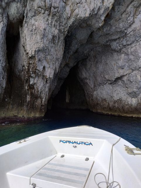 Half Day Private Boat Excursion to Ortigia and Syracuse - Complimentary Drinks