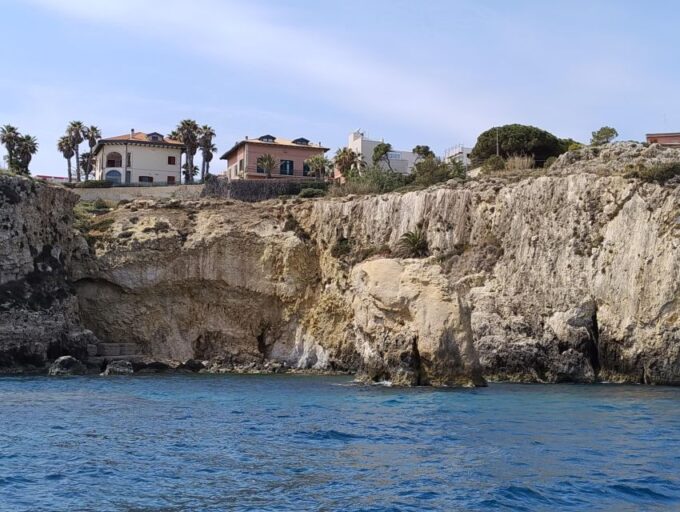 Half Day Private Boat Excursion to Ortigia and Syracuse - Language Options