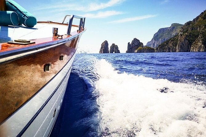 Half Day Private Boat Tour of Capri - Location and Duration