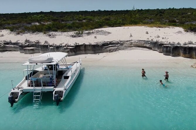 Half Day Private Charter of the Caicos Cays - Inclusions and Amenities