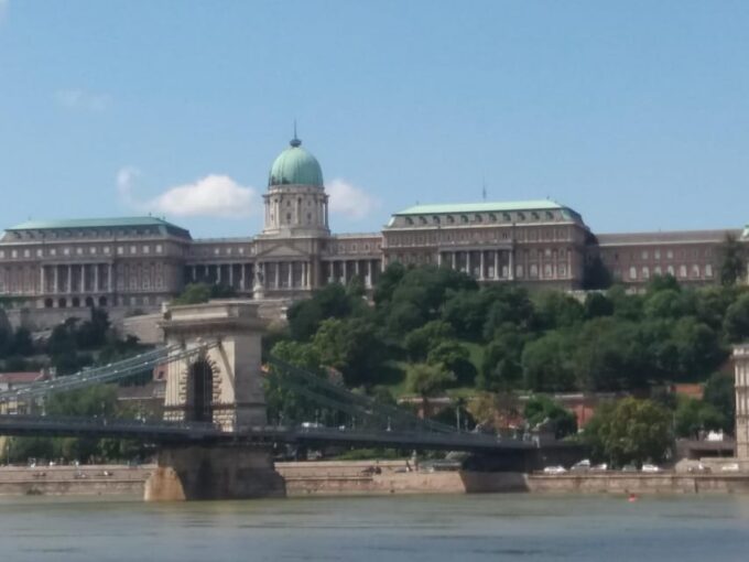 Half-Day Private City Tour in Budapest - Live Tour Guide