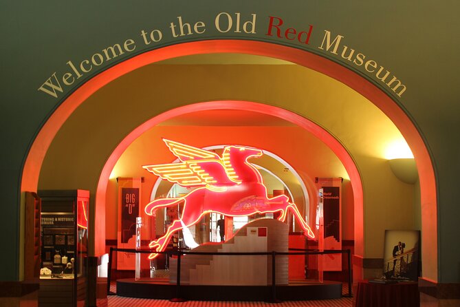 Half-Day Private Dallas Highlights Tour by Train, Trolley, and Foot - Tour Overview