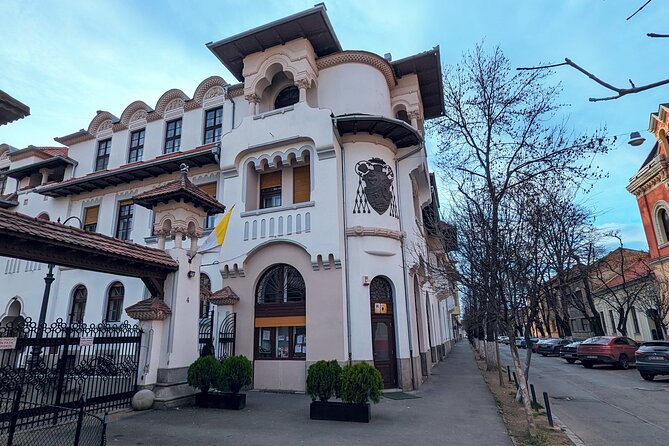 Half-Day Private Food and Wine Walking Tour Oradea Romania - How to Book the Tour