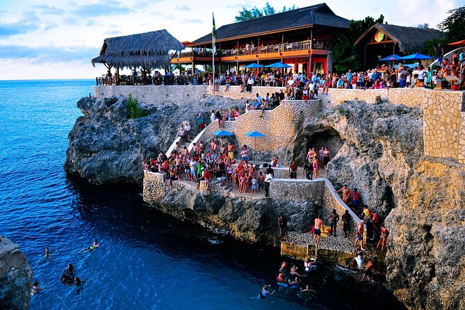 Half-Day Private Guided Ricks Café & Negril Seven Mile Beach Tour - Reviews and Ratings