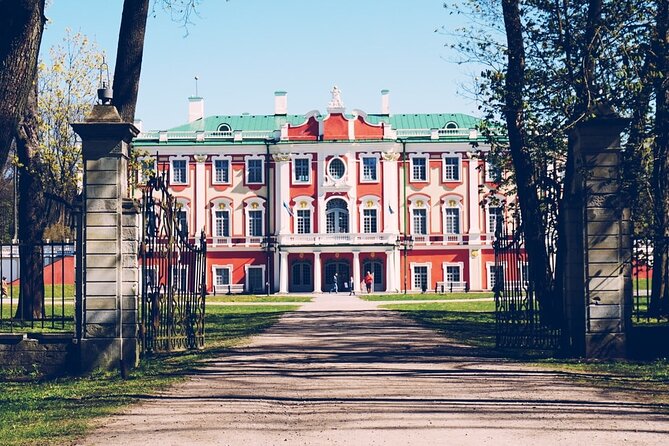 Half-Day Private Guided Sightseeing Tour of Tallinn - Pricing and Cancellation Policy