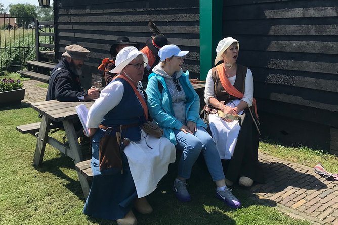 Half-Day Private Guided Sightseeing Tour of Zaanse Schans - Exploring the Windmill Village