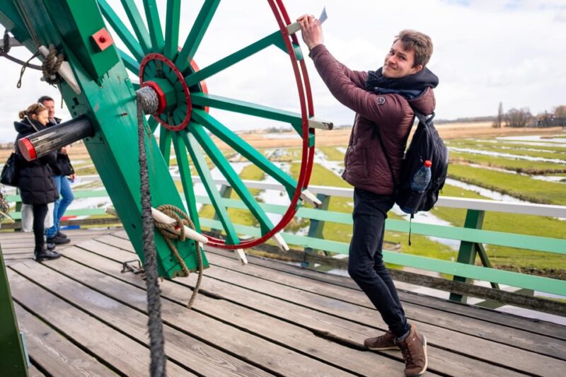 Half-Day Private Guided Sightseeing Tour of Zaanse Schans - Taste Local Delicacies