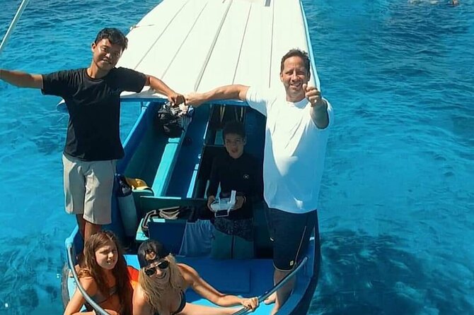 Half-Day Private Guided Snorkeling Turtles Underwater Statues - Gili Trawangan Location