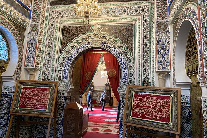 Half-Day Private Guided Walk Tour of the Old City - Tour Guide and Language