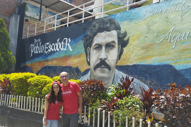 Half-day Private Historical Tour in Pablo Escobar - Key Points