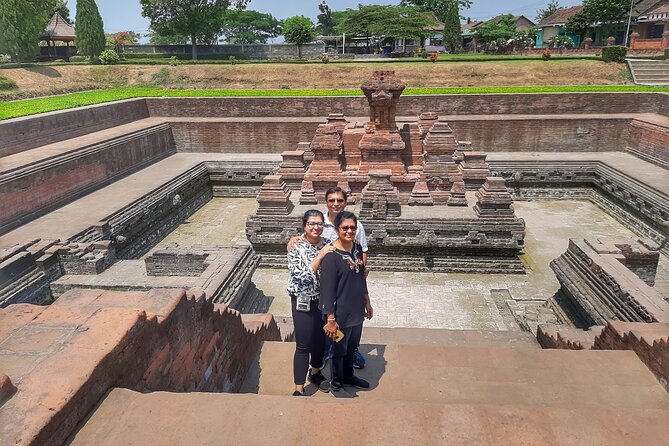 Half-Day Private Majapahit Historical Tour From Surabaya - Inclusions