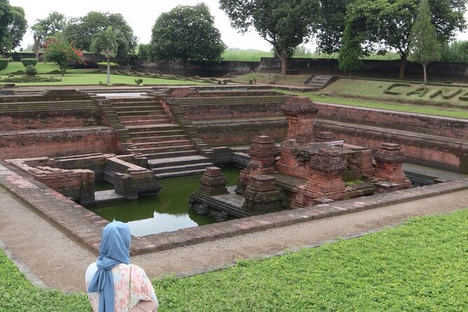 Half-Day Private Majapahit Historical Tour From Surabaya - Host Responses