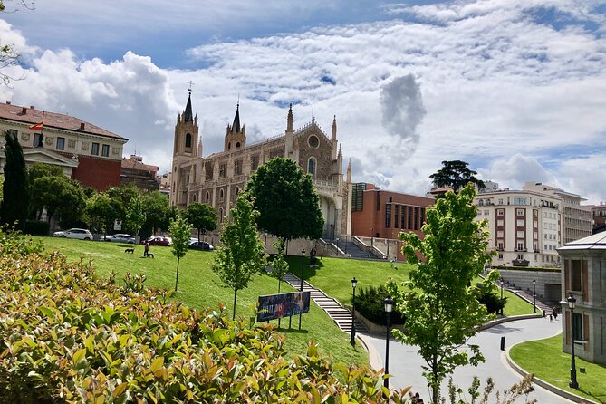 Half Day Private Prado Museum Guided Tour - Accessibility and Accommodations