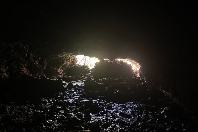 Half Day Private Tour: Caves and Volcanic Refuges - Tour Accessibility