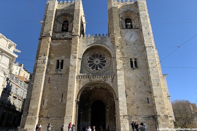 Half-Day Private Tour in Lisbon - Accessibility Information