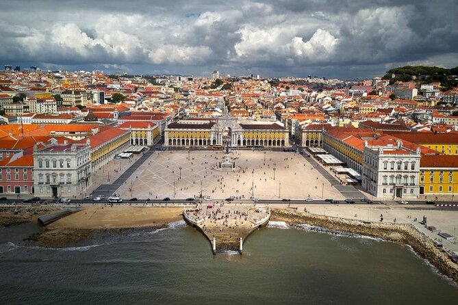 Half-Day Private Tour in Lisbon - Exploring Lisbons Landmarks