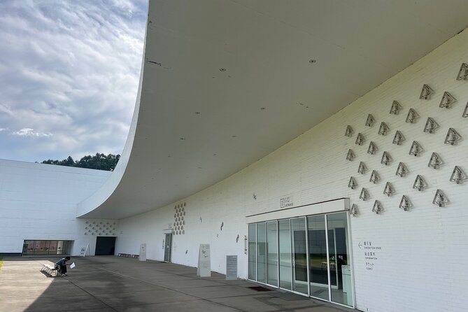 Half-Day Private Tour of Jomon Archaeological Site and Art Museum - Booking and Cancellation
