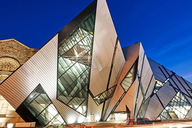 Half-Day Private Tour of Toronto With Pick up - Discovering St. Lawrence Market
