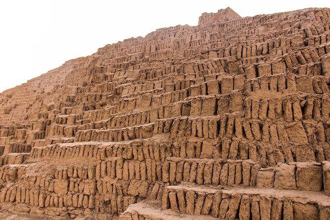 Half-Day Private Tour to Huaca Pucllana and Huaca Mateo Salado - Tour Experience Walkthrough