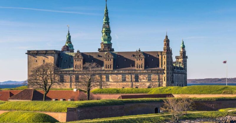Half-Day Private Tour to Kronborg and Frederiksborg Castle - Accessibility Considerations