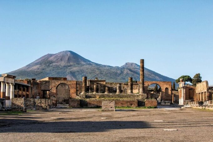 Half-Day Private Tour to Pompeii and Vesuvius From Naples - Duration and Pricing