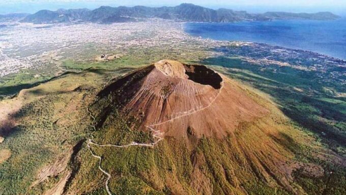 Half-Day Private Tour to Pompeii and Vesuvius From Naples - Cancellation and Payment