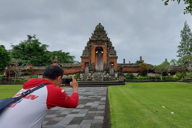 Half-Day Private Tour to Tanah Lot and Bali Royal Temple - Highlights of the Tour