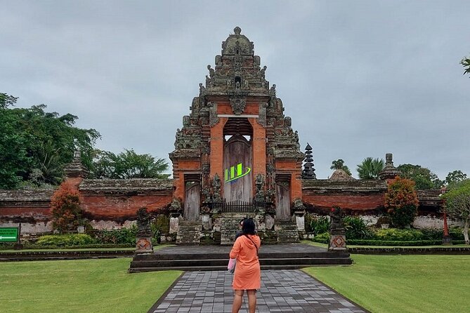 Half-Day Private Tour to Tanah Lot and Bali Royal Temple - Inclusions and Exclusions
