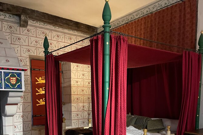 Half-day: Private Tower of London Tour for Families and Children - Accessibility and Recommendations