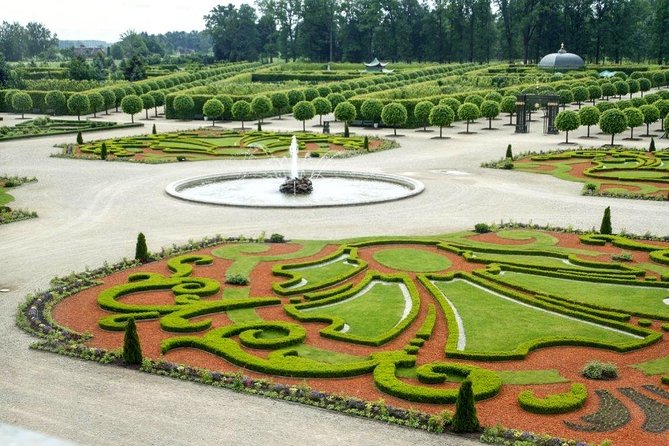 Half-Day Private Trip to Rundale Palace and Garden - Accessibility Information
