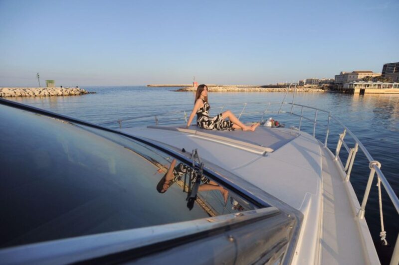 Half-Day Private Yacht Tour on the Syracuse Coast - Onboard Amenities