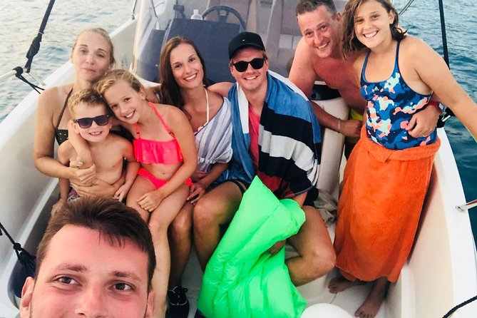 Half Day Relaxing Private Boat Tour (Blue Lagoon and Solta) From Trogir - Lunch at Maslinica on Solta