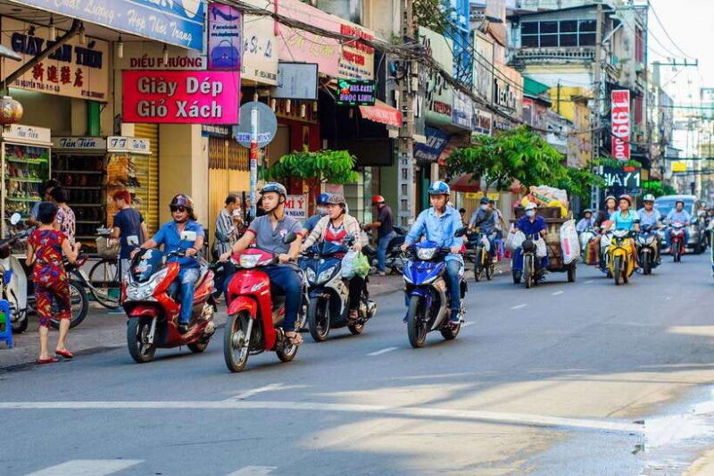 Half-day Ride Through The Heart Of Ho Chi Minh City - Visiting ThươNg Xá ĐồNg Khánh