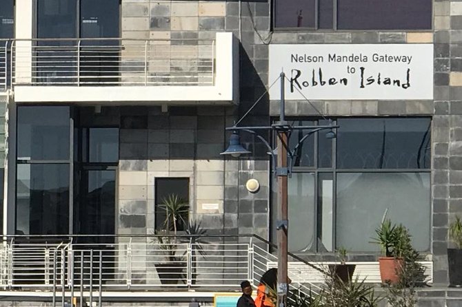 Half-Day Robben Island Tour With Private Return Transferes - Tips for Travelers