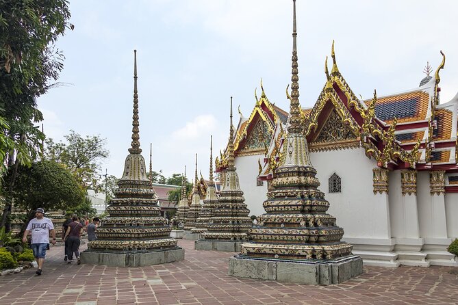 Half-Day Royal Grand Palace and Bangkok Temples Tour - Meeting and Pickup