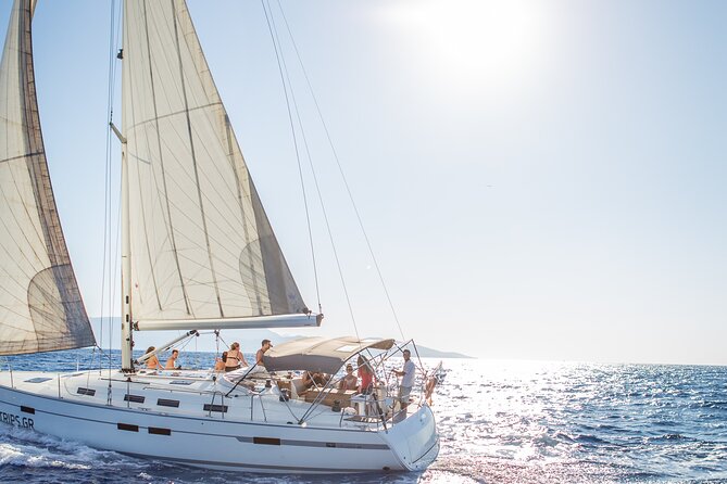 Half-Day Sailing Trips to Dia Island - Skipper and Crew Expertise