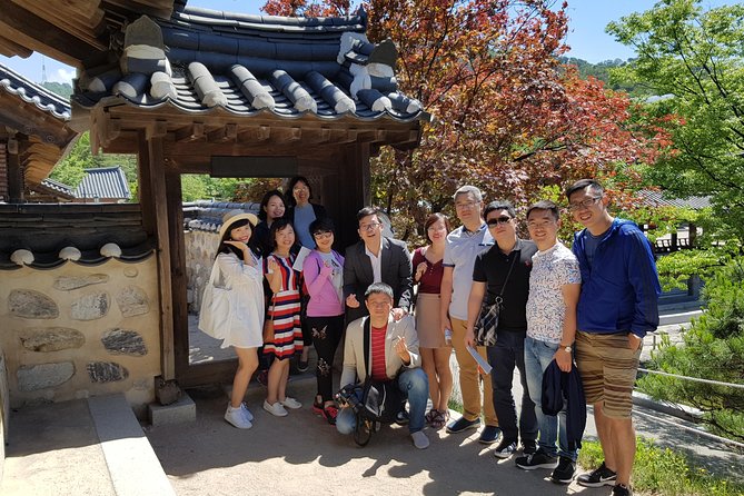 Half Day Seoul Afternoon Food Tour and Visit 3 Landmarks of Seoul - Admiring the Views From N Seoul Tower