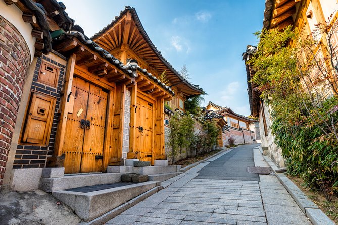 [ Half Day ] Sightseeing, Top 3 Spots of Seoul !! - Ascent to N Seoul Tower