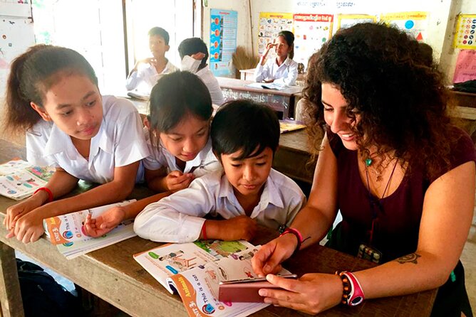 Half Day Silk Island Cruise and Tours With English Speaking Guide - Silk Island and Local Culture