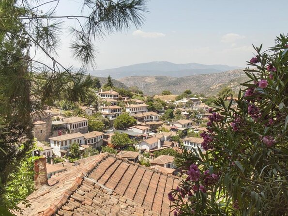 Half-Day ŞIrince Village & Artemis Temple & Train Museum - Key Points