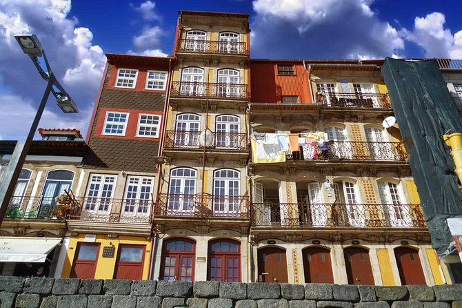 Half-Day Small Group Tour of Porto City With Porto Wine Tasting - Tour Highlights