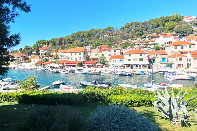 Half Day Speedboat Tour to Solta Island & Blue Lagoon From Trogir - Discovering Blue Lagoon