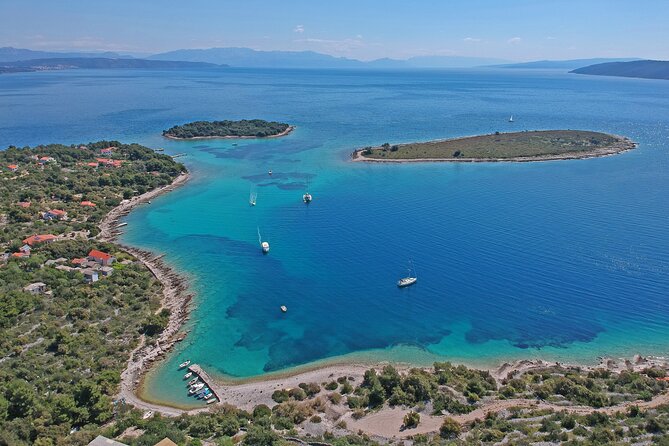 Half Day Speedboat Tour to Three Islands From Trogir - Relaxing in Duga Bays Tranquility