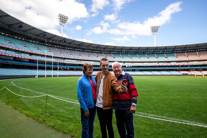 Half-Day Sports Lovers Bus Tour of Melbourne With Tour Options - Lunch and Refreshments
