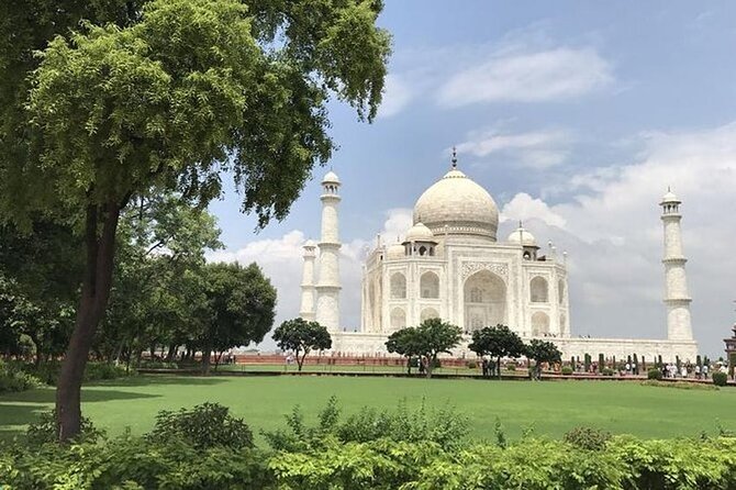 Half Day Sunrise Taj Mahal & Agra Fort Tour by TUK TUK - Discovering Agra Fort