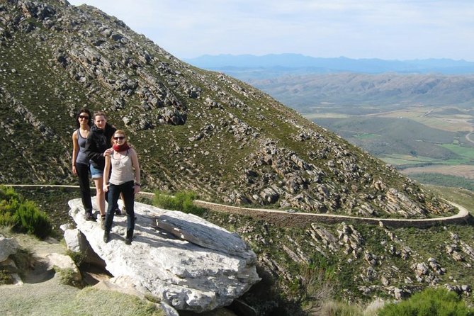 Half-Day Swartberg Pass PRIVATE Tour (Including Lunch & Transfer - Oudtshoorn) - Guided Experience