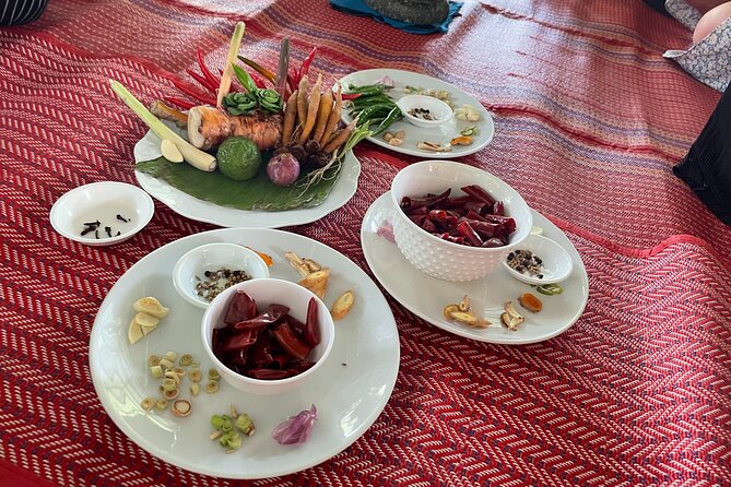 Half-Day Thai Cooking Class at Organic Farm in Chiang Mai - Inclusions and Amenities