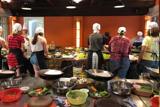 Half-Day The Khmer Cuisine Cooking Class in Siem Reap - Booking Information