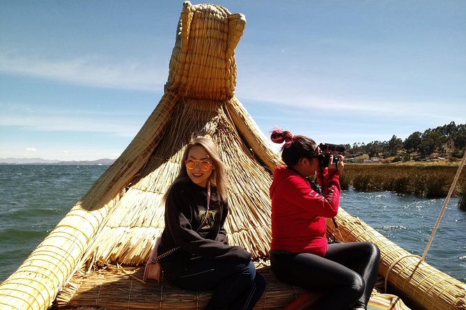 Half Day - TITIKAKA LAKE - The White God Legend - Experiencing Bilingual Guidance